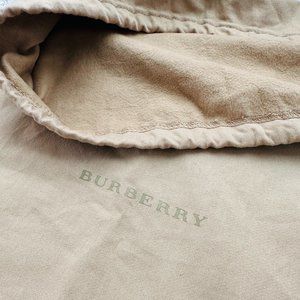 🌟 Great Condition Burberry Dust Bag (48x44cm) | Preserve Your Luxury Goods 🌟